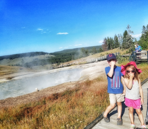Yellowstone: Top 5 Things (and MORE!) with Kids – The Flying Hens